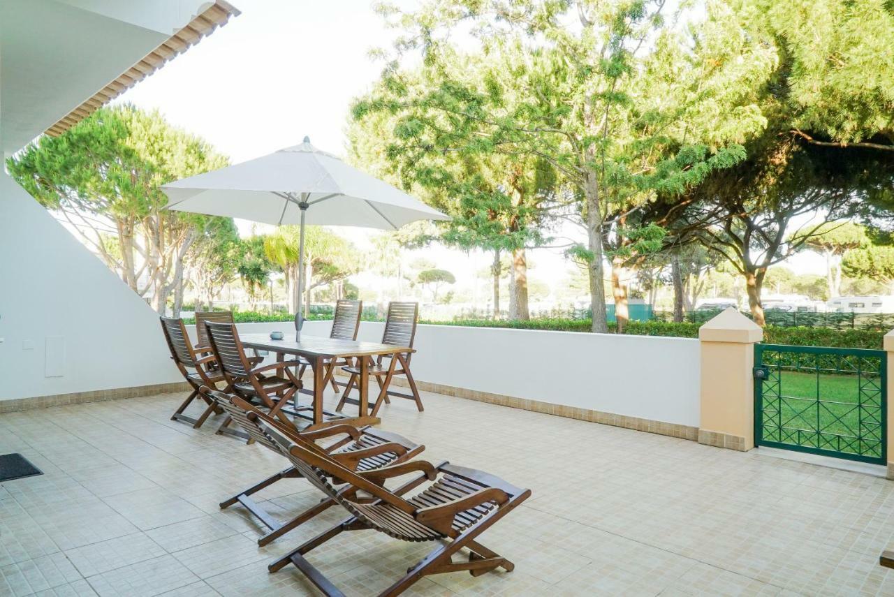 Falesia Beach Villa By The Portuguese Butler Olhos de Agua  Exterior photo